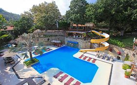 Binniguenda Huatulco & Beach Club